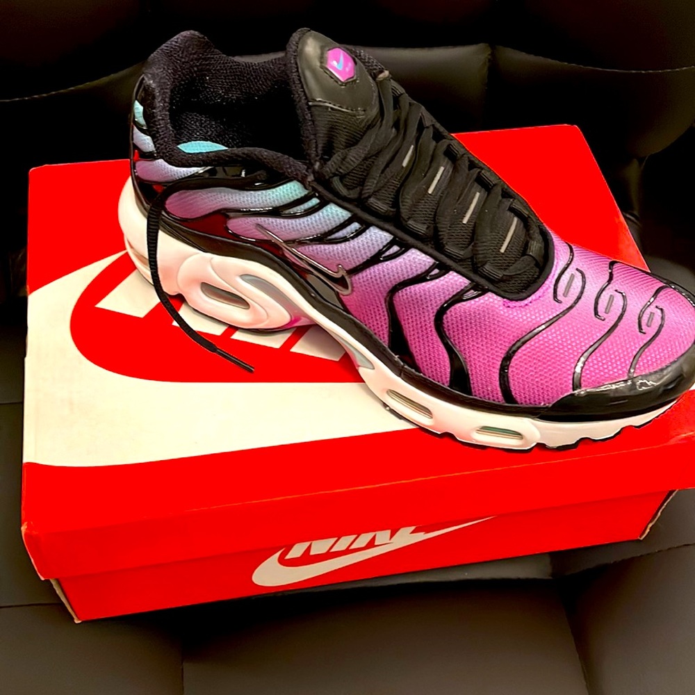 Brand New Nike Air Max Plus Size 6.5Y
